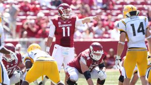 Arkansas QB Derby could get second start