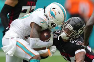 Falcons’ Terrell earning notice as a lockdown corner