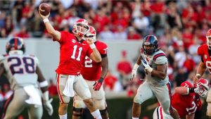 Georgia scores 37 unanswered to blow out Ole Miss