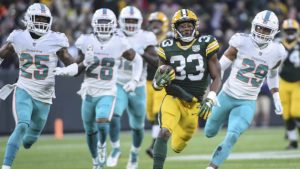 Reports: RB Jones, Packers agree on 4-year deal