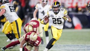 Iowa outlasts BC in chilly Pinstripe Bowl
