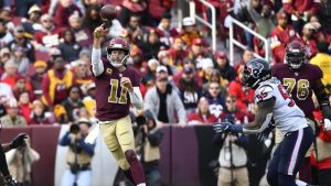 Raiders visit Chiefs in key AFC West battle