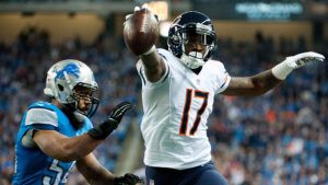 Bears WR Jeffery inks franchise tender