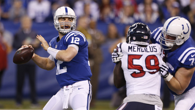 Dec 18, 2016; Minneapolis, MN, USA; Indianapolis Colts quarterback Andrew Luck (12) carries the ball during the first quarter against the Minnesota Vikings at U.S. Bank Stadium. Photo Credit: Brace Hemmelgarn-USA TODAY Sports