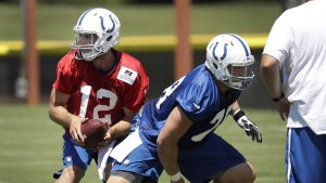 Colts’ Luck proclaims himself 100 percent healthy