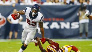 Bears lose Cutler, game to Texans in rain, wind