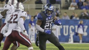 No. 15 Kentucky, Louisville play for Governor’s Cup