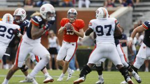 Auburn names freshman Nix starting QB