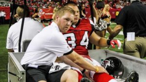 Falcons replace FB Ewing with Polite