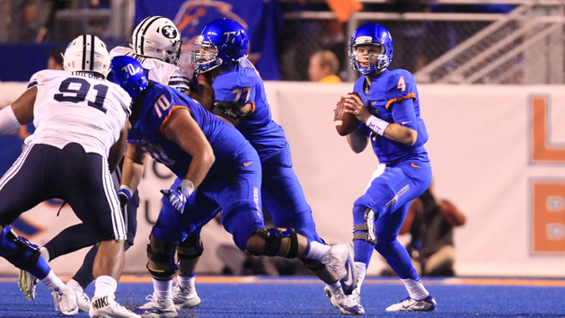 Oct 20, 2016; Boise, ID, USA; Boise State Broncos quarterback Brett Rypien (4) looks for an open receiver during first half action against the Brigham Young Cougars at Albertsons Stadium. Photo Credit: Brian Losness-USA TODAY Sports
