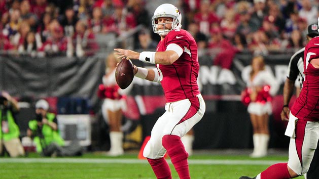 Dec 10, 2015; Glendale, AZ, USA; Arizona Cardinals quarterback Carson Palmer (3) throws during the first half against the Minnesota Vikings at University of Phoenix Stadium. Mandatory Credit: Matt Kartozian-USA TODAY Sports