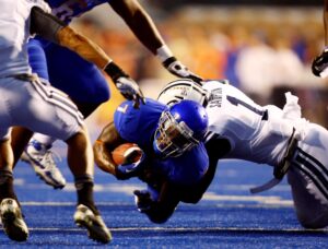 Boise State hangs on to beat BYU 7-6