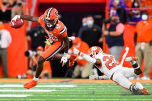 Alford’s Only Catch Wins the Game for Syracuse