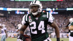Jets CB Revis out for year with ACL tear