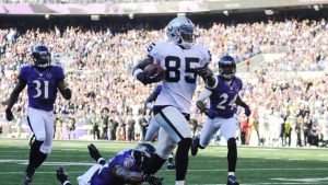 Colts sign WR Heyward-Bey