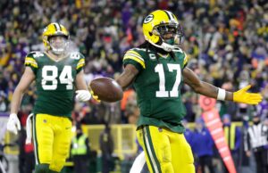 With QB back, Davante Adams gets franchise tag