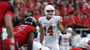 Ash rebounds with big day as Texas tops Texas Tech