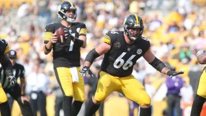 Steelers G DeCastro uncertain when he will return