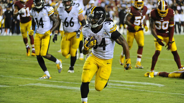 Sep 12, 2016; Landover, MD, USA; Pittsburgh Steelers running back DeAngelo Williams (34) rushes for a touchdown against the Washington Redskins during the second half at FedEx Field. Photo Credit: Brad Mills-USA TODAY Sports