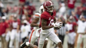 No. 1 Alabama visits Arkansas, seeking clean finish