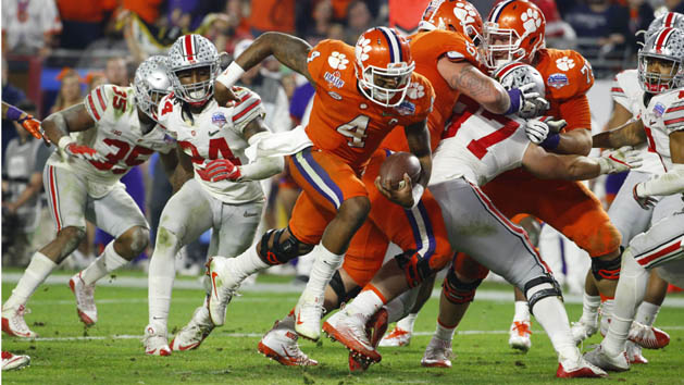 Dec 31, 2016; Phoenix, AZ, USA; Clemson Tigers quarterback Deshaun Watson (4) runs the ball for a touchdown against Ohio State during the third quarter during the 2016 CFP semifinal at University of Phoenix Stadium. Photo Credit: David Kadlubowski/The Arizona Republic via USA TODAY Sports