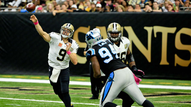 Oct 16, 2016; New Orleans, LA, USA; New Orleans Saints quarterback Drew Brees (9) throws against the Carolina Panthers during the fourth quarter of a game at the Mercedes-Benz Superdome. The Saints defeated the Panthers 41-38. Photo Credit: Derick E. Hingle-USA TODAY Sports