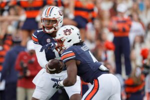 Auburn chases in-state bowl win vs. No. 20 Houston