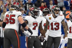 Fournette in Focus as Bucs Outlast Colts 38-31
