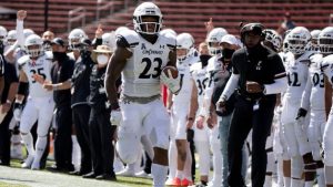 No. 6 Cincinnati a daunting challenge for Houston