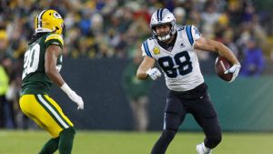 Greg Olsen announces retirement after 14 seasons