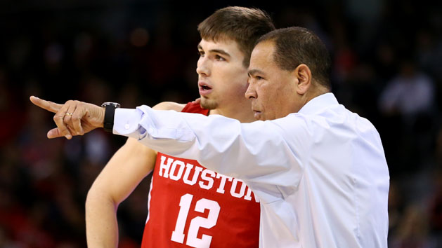 Jan 31, 2018; Highland Heights, KY, USA; Houston Cougars guard Wes VanBeck (12) talks with head coach Kelvin Sampson against the Cincinnati Bearcats at BB&T Arena. Photo Credit: Aaron Doster-USA TODAY Sports