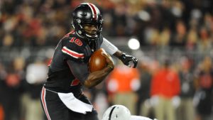 Ohio State to start Barrett over Jones at QB