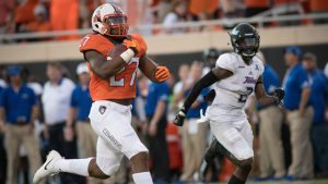 No. 10 Oklahoma State routs Tulsa 59-24