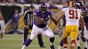 Raiders sign OT Webb