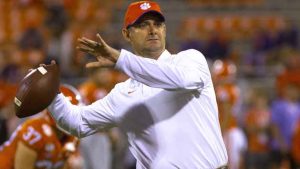 USF hires Clemson’s Scott as head coach