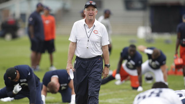 Jul 27, 2017; Bourbonnais, IL, USA; Chicago Bears head coach John Fox walks around the players during stretching at Training Camp at Olivet Nazarene University. Photo Credit: Erich Schlegel-USA TODAY Sports