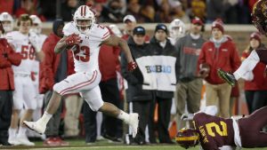 Wisconsin, Ohio State shooting for CFP berth