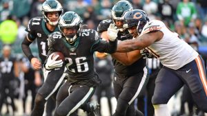 Eagles’ Howard to play; Ertz’s status ‘up in the air’