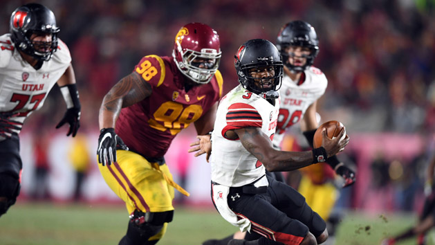 USC will be without defensive tackle Josh Fatu (98) against Notre Dame. Photo Credit: Kirby Lee-USA TODAY Sports