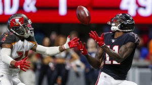 Jones to get contract revised, report to camp