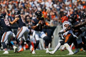 Bears QB Fields faces challenge in return vs. Packers