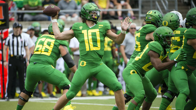 Sep 8, 2018; Eugene, OR, USA; Oregon Ducks quarterback Justin Herbert (10) throws a pass during the first half against the Portland State Vikings at Autzen Stadium. Photo Credit: Troy Wayrynen-USA TODAY Sports