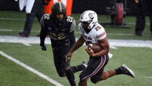 Gamecocks Roll to 41-7 Win Over Commodores