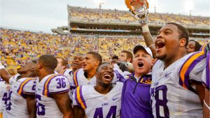 Reports: Miles agrees to terms with Kansas