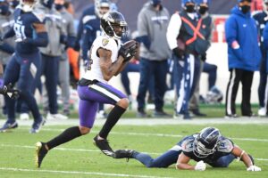 Report: Ravens CB Marcus Peters has torn ACL