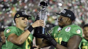 Ducks win playoff semifinal in dominating fashion