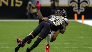 Report: Saints CB Lattimore injures hamstring