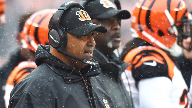 Dec 11, 2016; Cleveland, OH, USA; Cincinnati Bengals head coach Marvin Lewis during the second quarter against the Cleveland Browns at FirstEnergy Stadium. Photo Credit: Ken Blaze-USA TODAY Sports