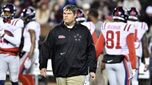 Ole Miss tabs Luke as head coach