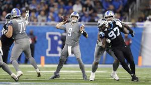 Lions hold off Panthers as two-point try fails